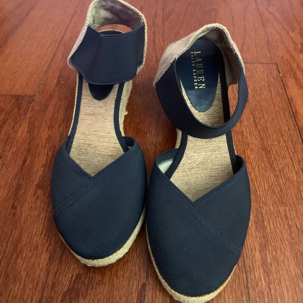 navy wedges